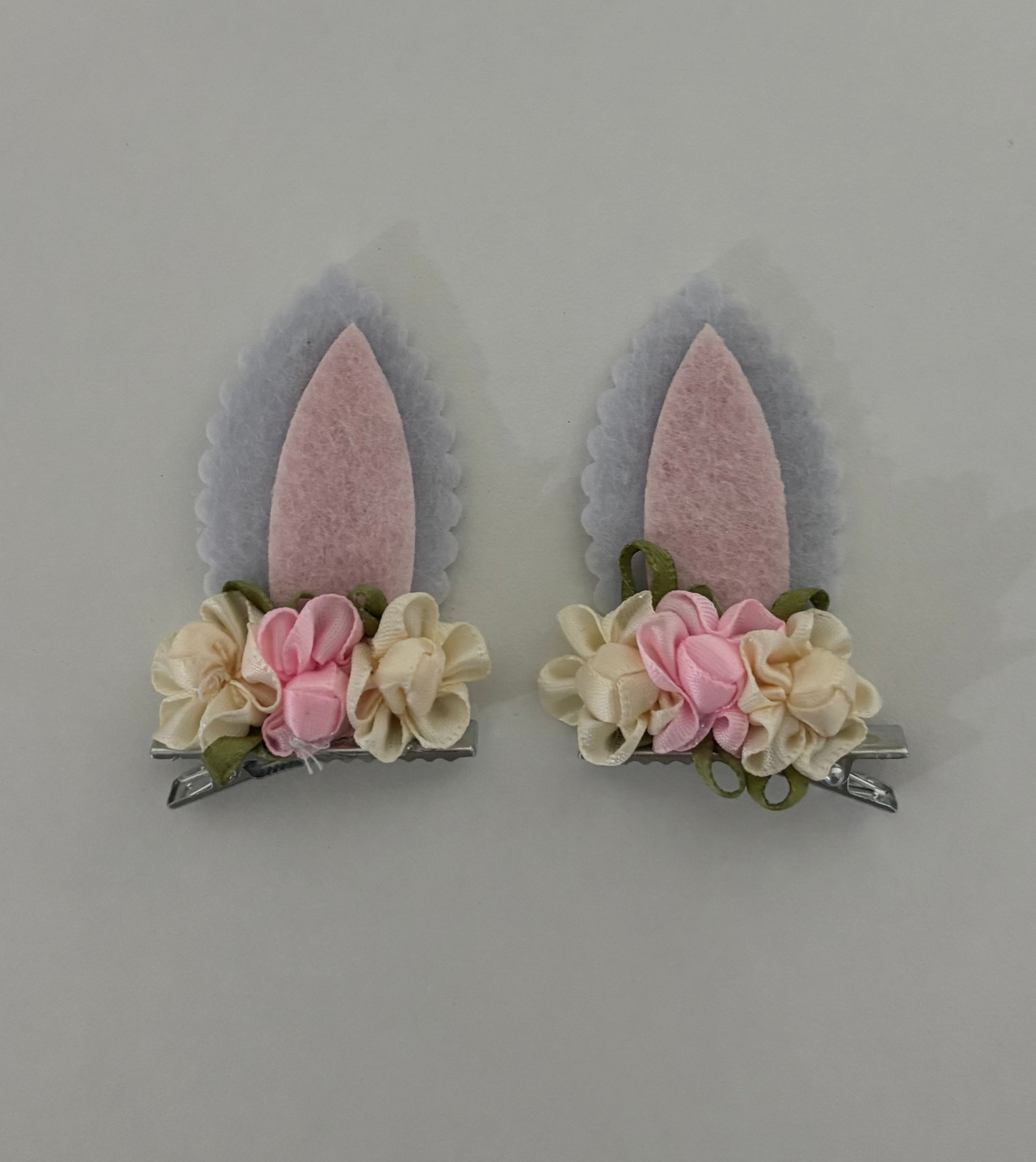 Standing bunny ear piggies