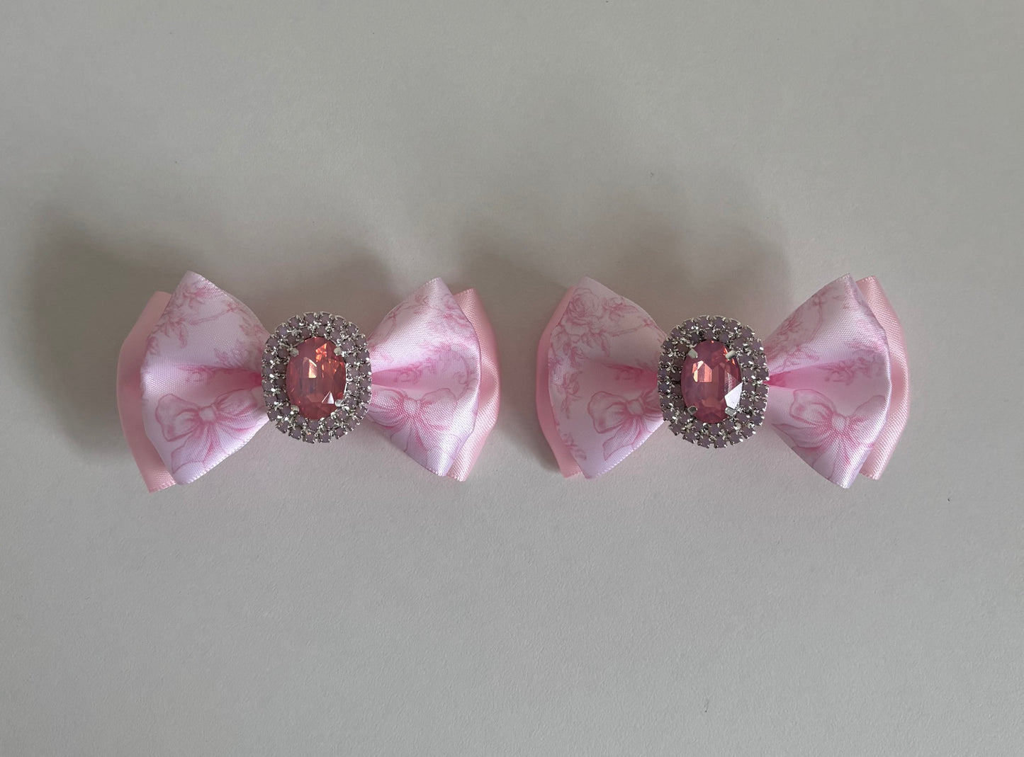Aria Vintage Bow mini piggies