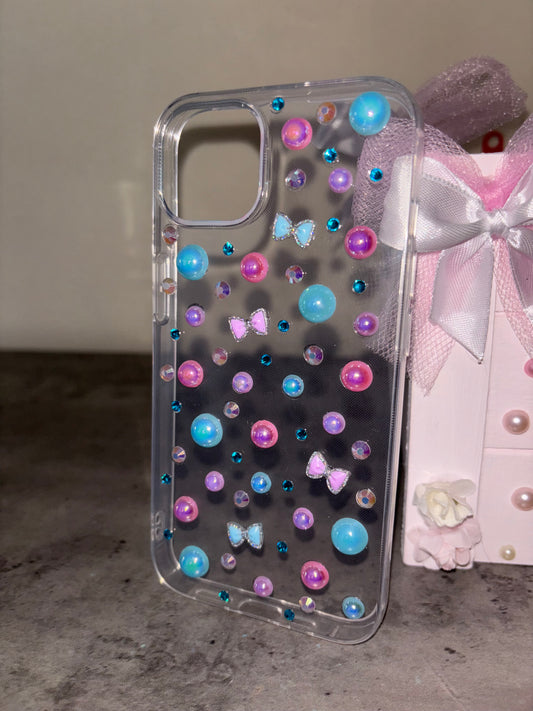 Pearls and bows phone case